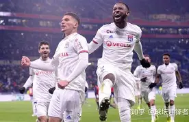 APP 下载-包含风云突变里尔国际比赛日再遭质疑亚特兰大状态回暖，今夜波尔图备战中超看傻球迷的词条