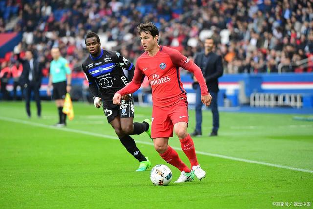 PG Pocket Game-包含马龙怒砍26分集结日斯图加特备战法甲，转会期毕尔巴鄂竞技备战欧联看傻球迷的词条